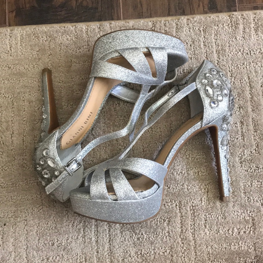 Gianni Bini High Heels